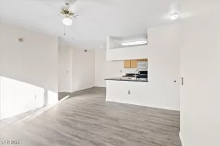 Photo #5: 2727086 Listing 