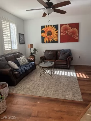 Photo #4: 2727088 Listing 