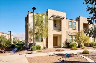 Photo #3: 2727099 Listing 