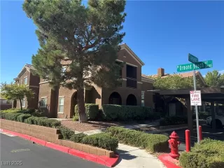 Photo #1: 2727119 Listing 