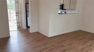 Photo #2: 2727152 Listing 