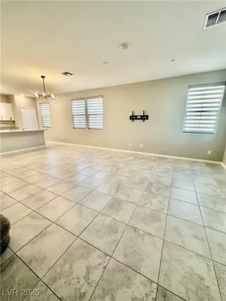 Photo #3: 2727161 Listing 