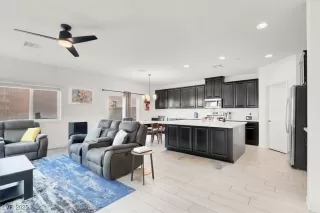 Photo #6: 2727203 Listing 