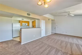 Photo #3: 2727204 Listing 