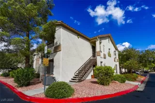 Photo #1: 2727216 Listing 