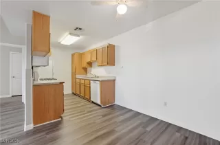 Photo #3: 2727226 Listing 