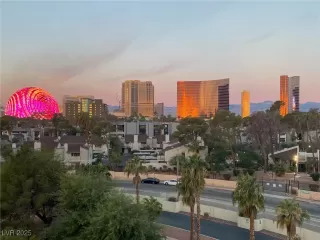 Photo #2: 2727258 Listing