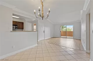 Photo #1: 2727294 Listing