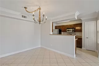 Photo #6: 2727294 Listing