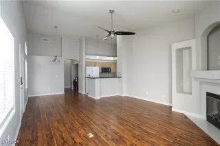 Photo #4: 2727297 Listing