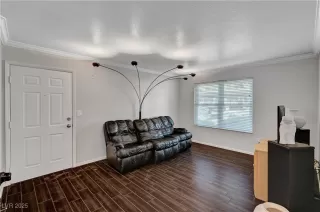 Photo #3: 2727386 Listing 