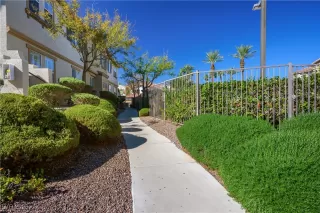 Photo #2: 2727387 Listing 