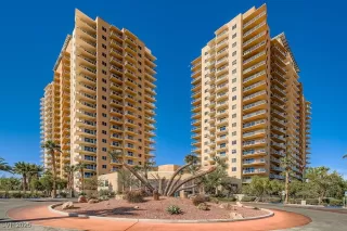 Photo #1: 2727433 Listing