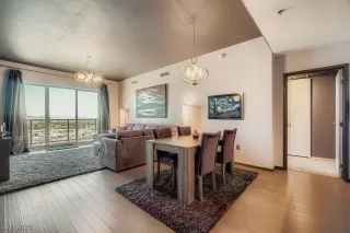 Photo #4: 2727433 Listing