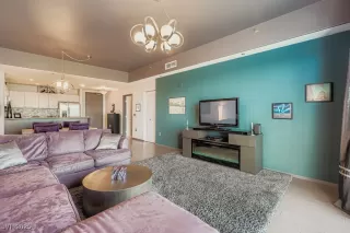 Photo #5: 2727433 Listing