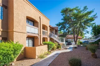 Photo #5: 2727438 Listing 