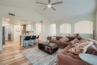 Photo #5: 2727470 Listing 