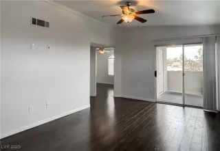 Photo #1: 2727508 Listing