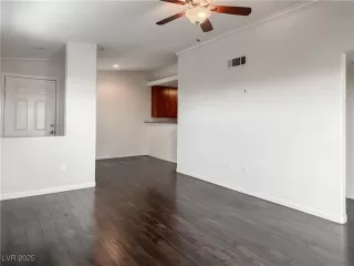 Photo #2: 2727508 Listing