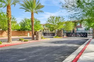 Photo #1: 2727512 Listing 