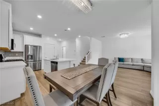 Photo #6: 2727512 Listing 