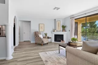 Photo #3: 2727548 Listing