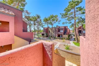 Photo #3: 2727566 Listing 