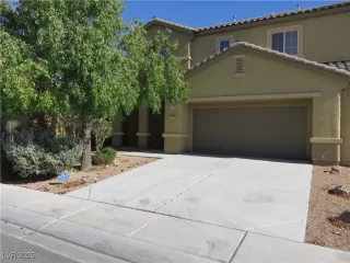 Photo #2: 2727583 Listing