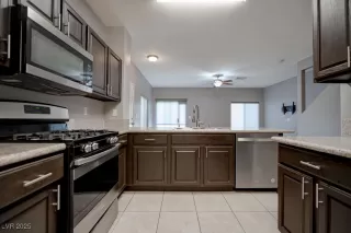 Photo #6: 2727592 Listing 