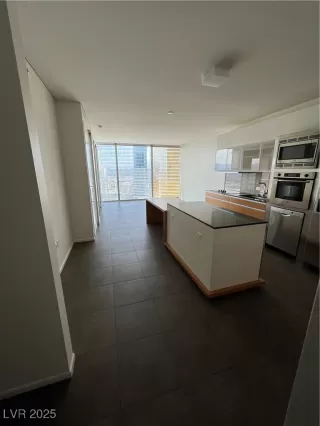 Photo #1: 2727594 Listing