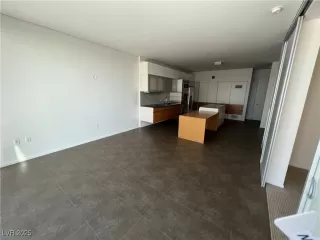 Photo #4: 2727594 Listing