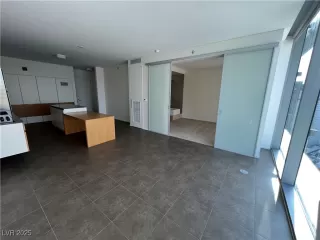 Photo #5: 2727594 Listing