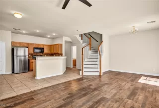 Photo #3: 2727598 Listing 