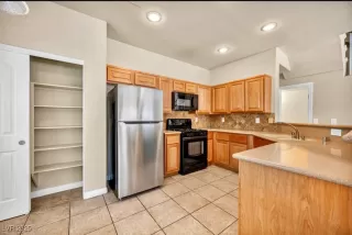 Photo #6: 2727598 Listing 