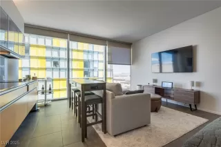 Photo #5: 2727615 Listing 