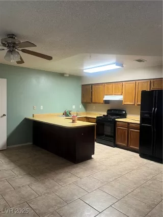 Photo #3: 2727674 Listing 