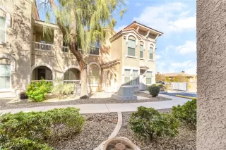 Photo #3: 2727690 Listing 