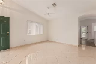 Photo #5: 2727705 Listing 