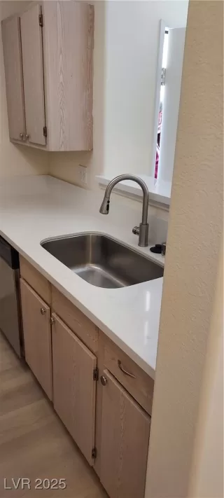 Photo #4: 2727722 Listing 