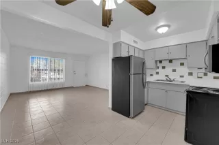 Photo #2: 2727723 Listing 