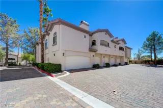 Photo #1: 2727725 Listing