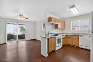 Photo #1: 2727729 Listing