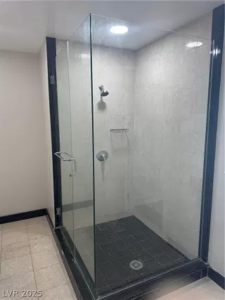 Photo #3: 2727749 Listing 