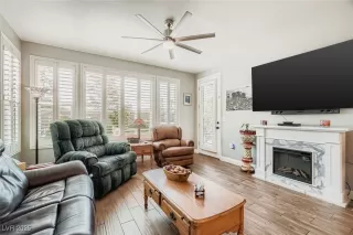 Photo #4: 2727760 Listing 