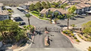 Photo #1: 2727776 Listing