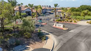 Photo #2: 2727776 Listing