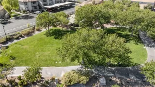 Photo #5: 2727776 Listing