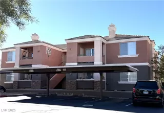 Photo #1: 2727804 Listing