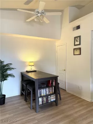 Photo #6: 2727804 Listing