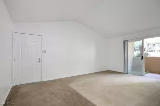 Photo #3: 2727810 Listing 